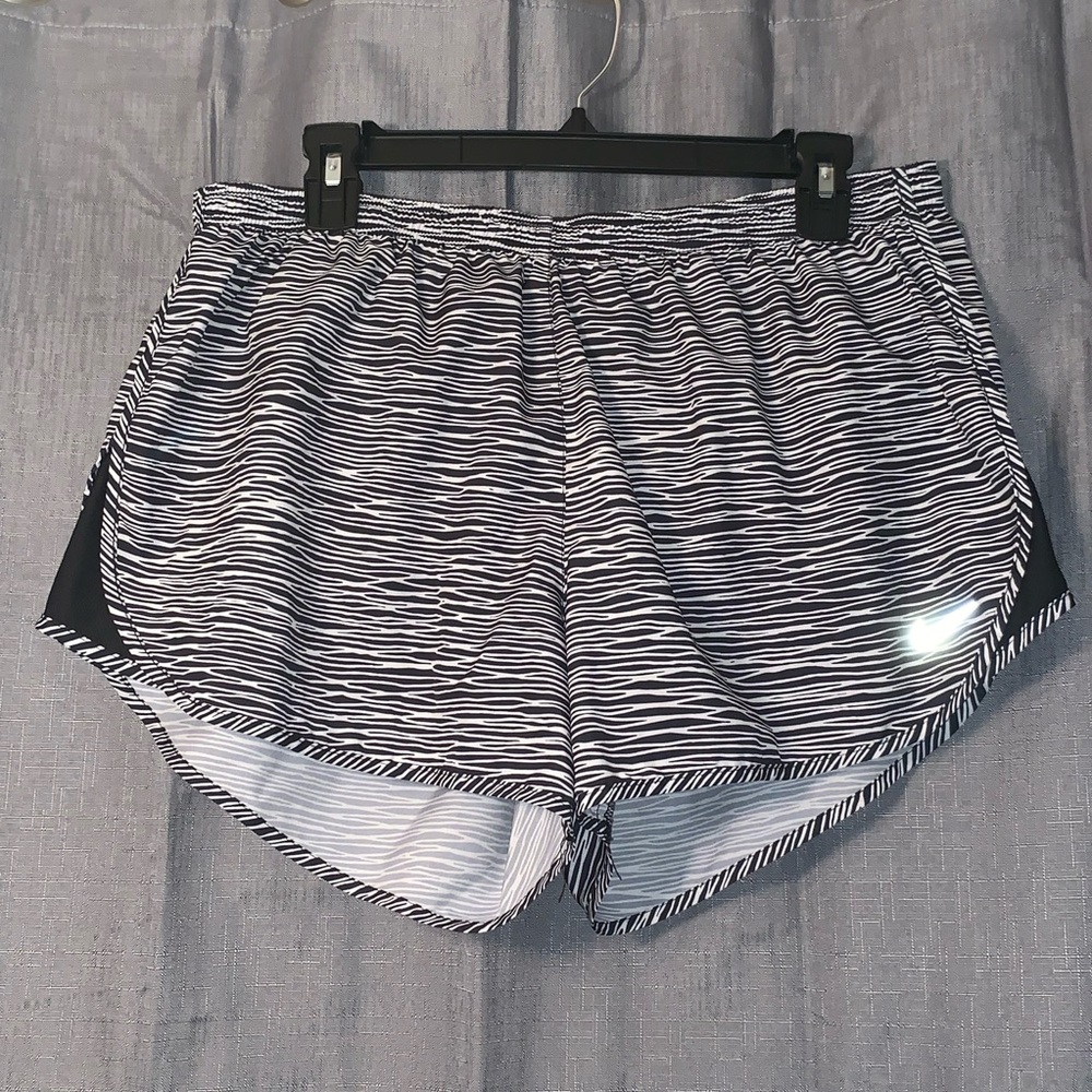 NIKE RUNNING SHORT PRINT